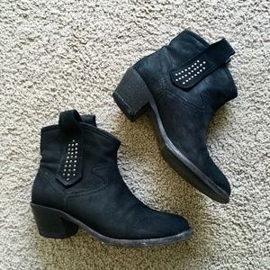 Carlo Pazolini Suede Leather boots/ kazakh